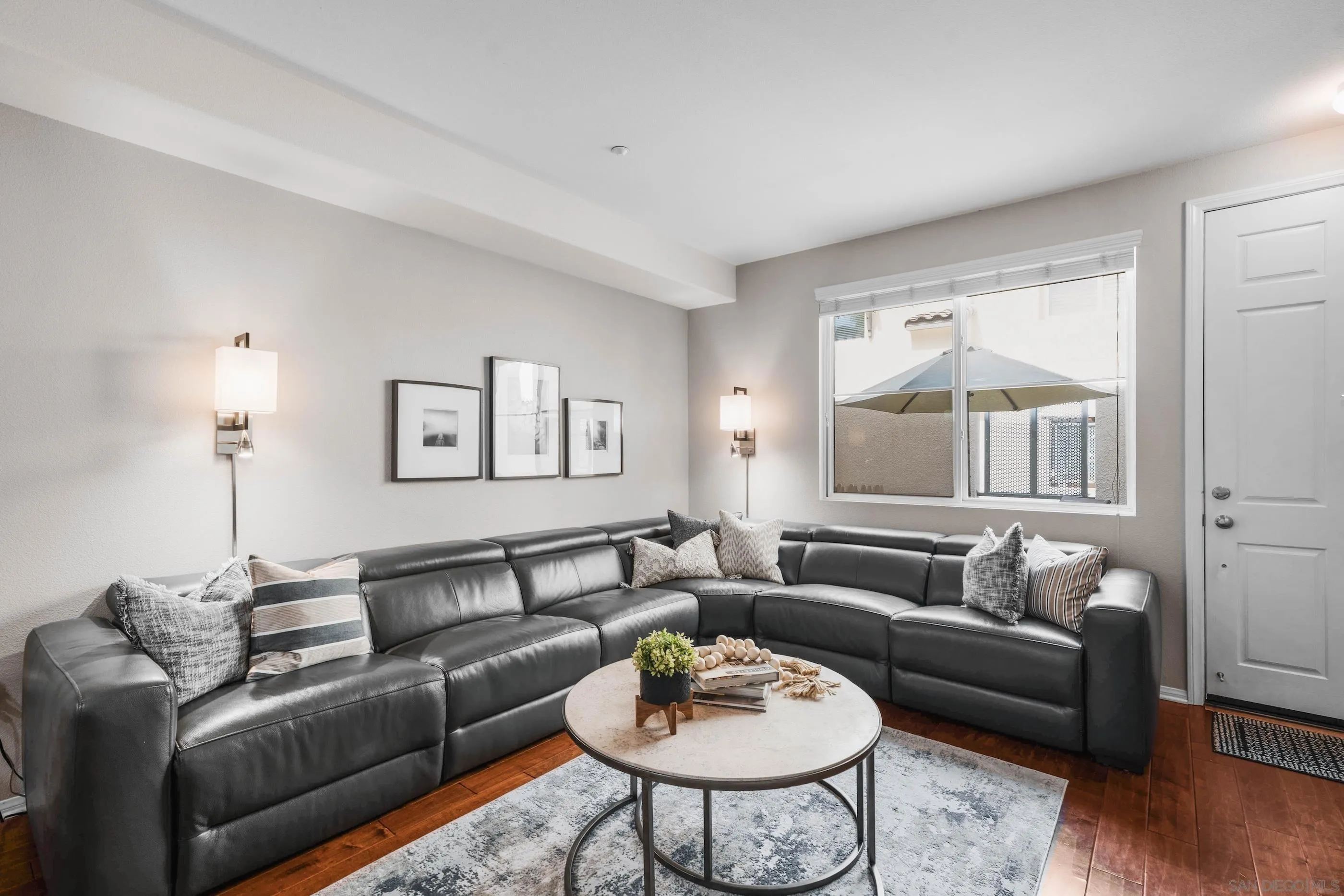 Photo #5: 250033388 Listing 
