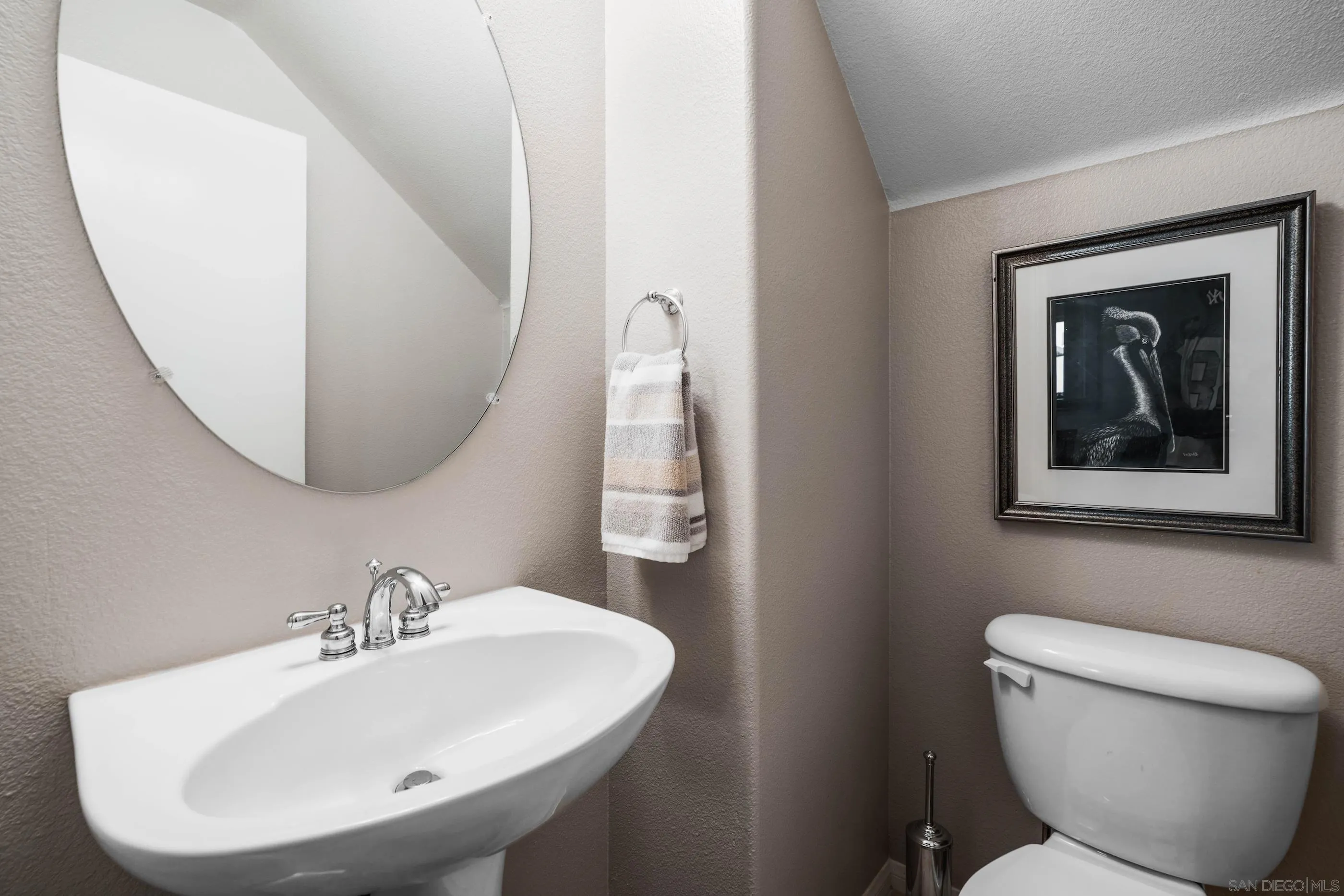 Photo #22: 250033388 Listing: Photo #22