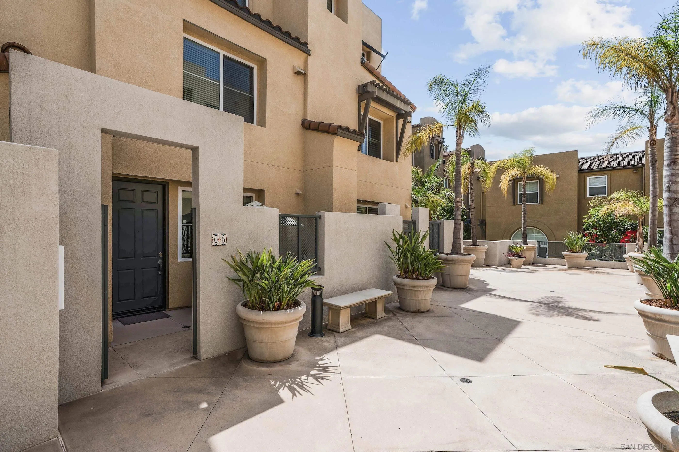 Photo #2: 250033388 Listing 