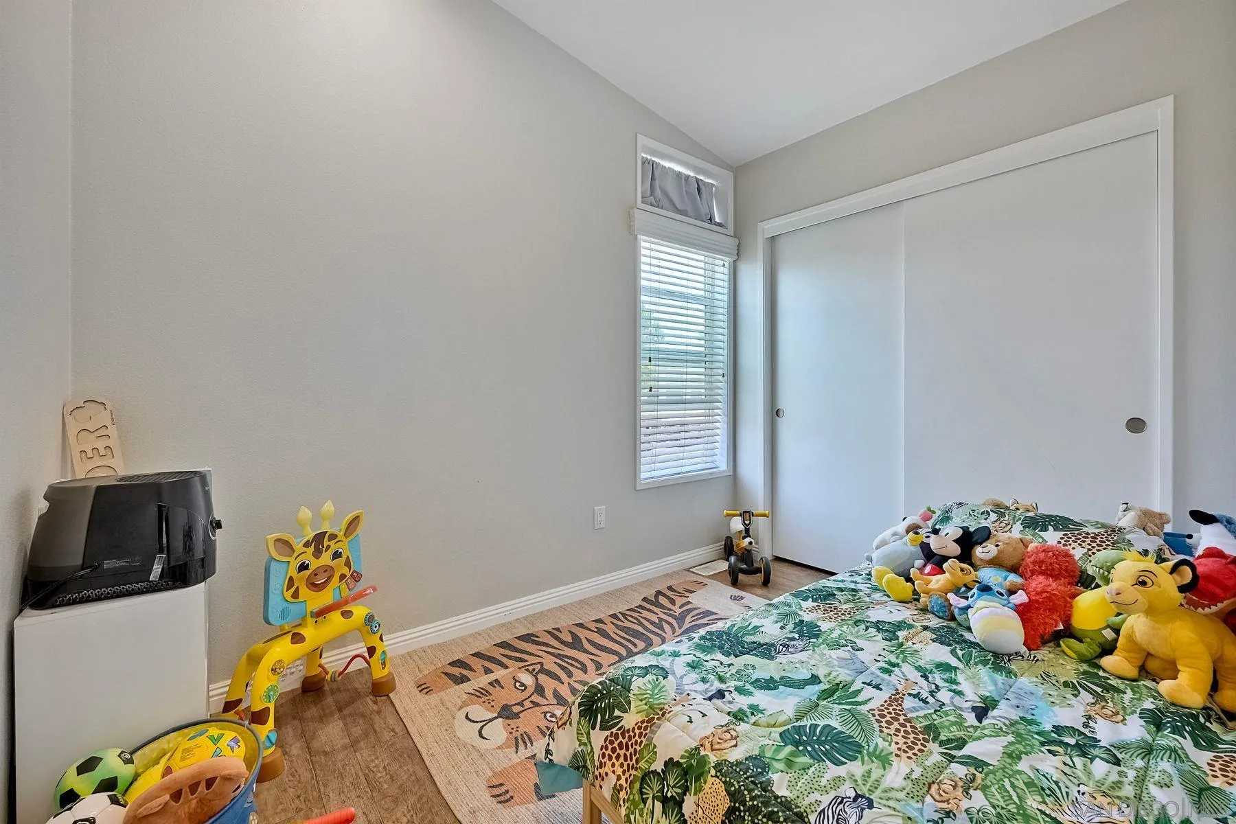 https://cdn.realtyfeed.com/cdn/127/250033396/6f6bd9815c43590b36a1bed8a2f5ca8d.webp
