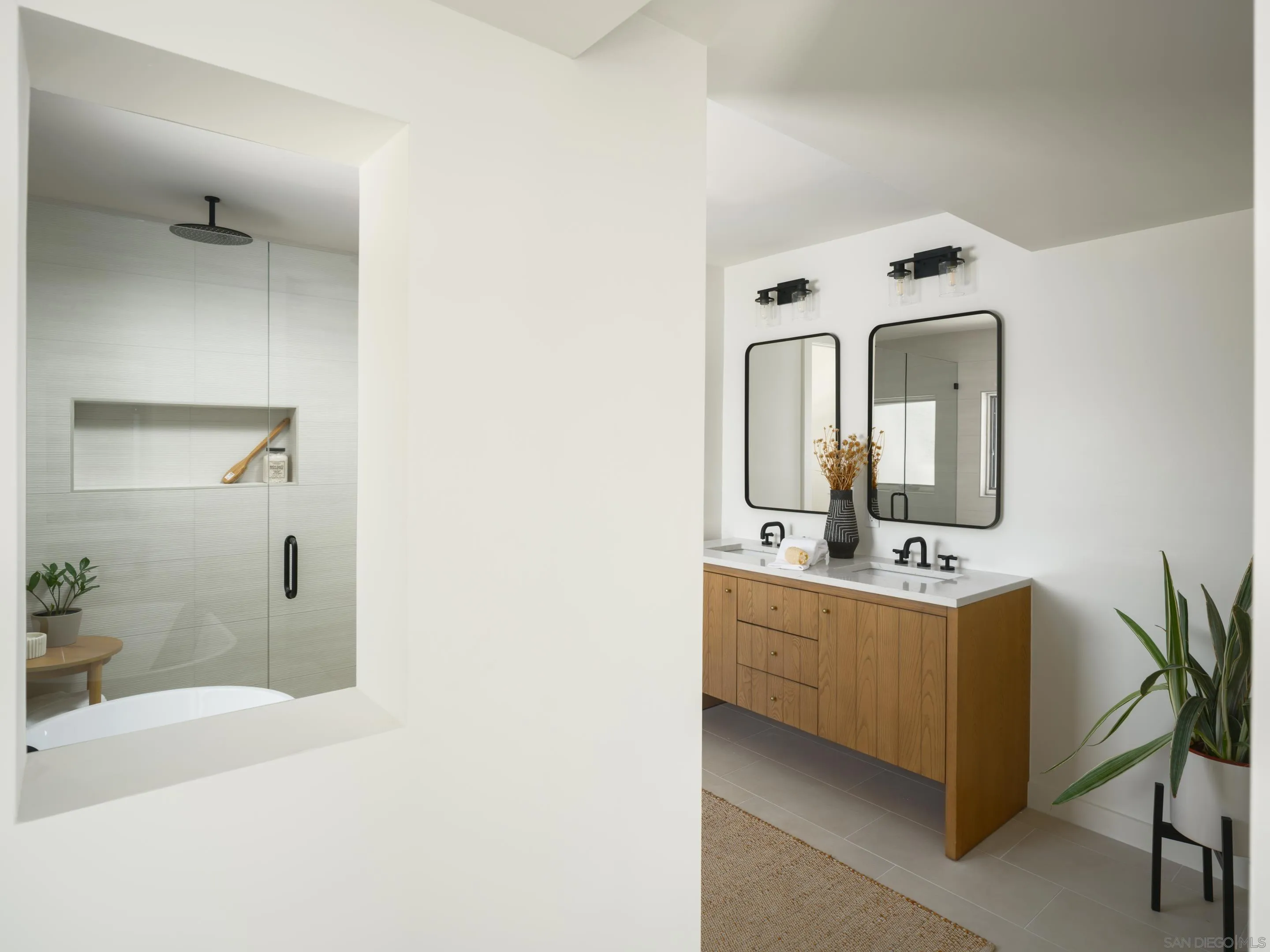 https://cdn.realtyfeed.com/cdn/127/250033403/9b6860b1626b2469e5c66cb18d88eb88.webp