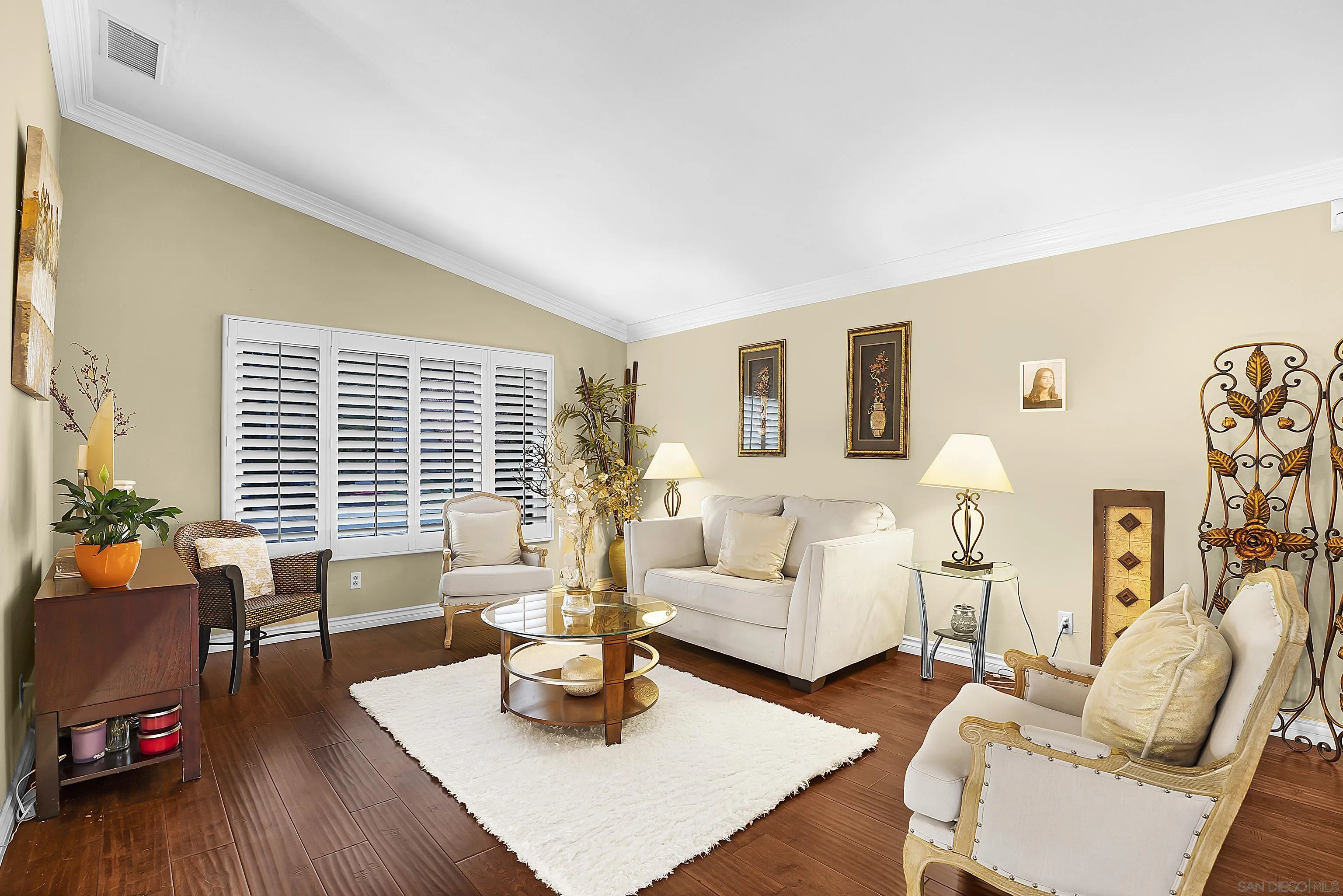 https://cdn.realtyfeed.com/cdn/127/250033404/58dc661226f434f184fe78071aafb171.webp
