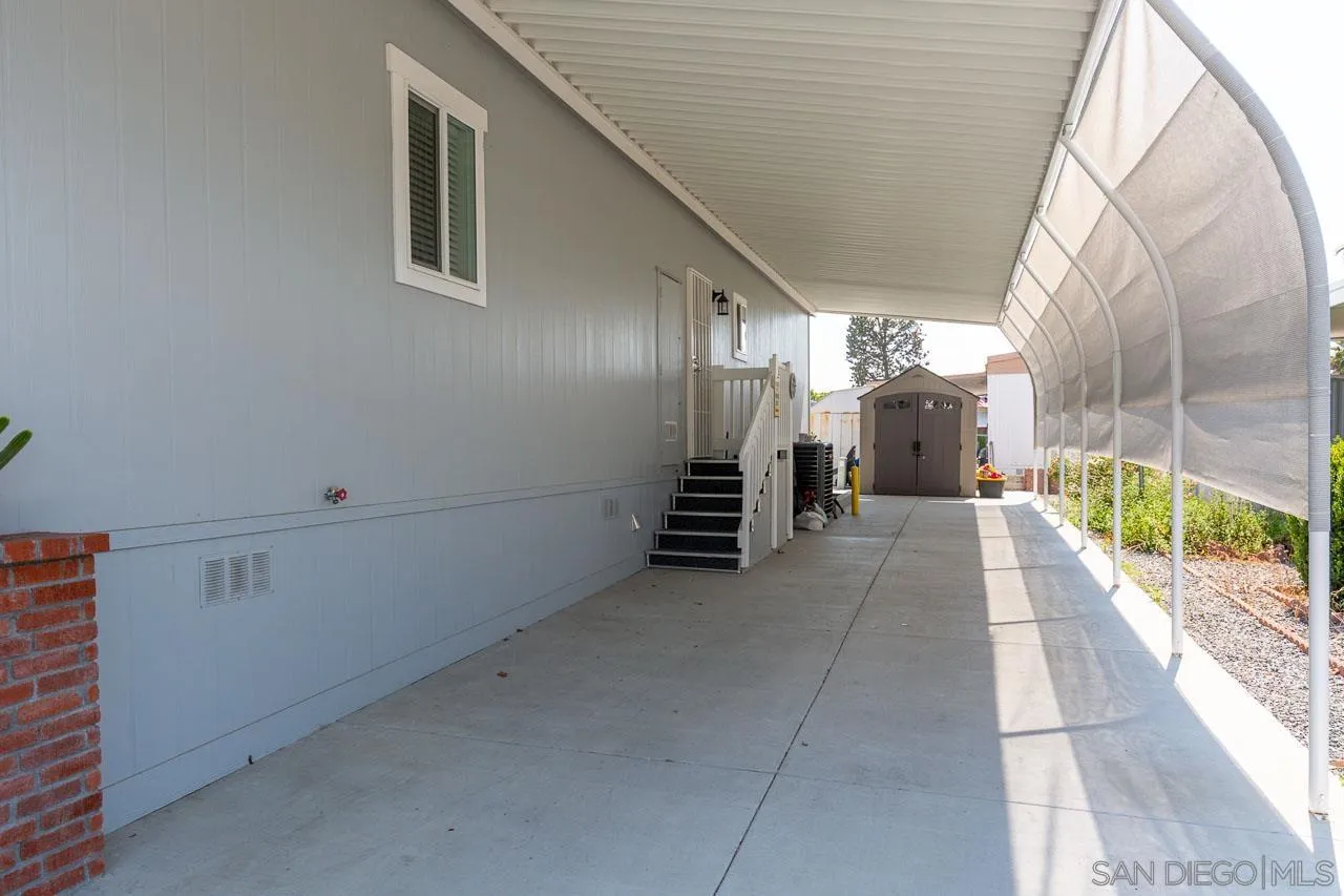 https://cdn.realtyfeed.com/cdn/127/250033416/7da014d4c31227a53ac154ce3bb3cf9d.webp