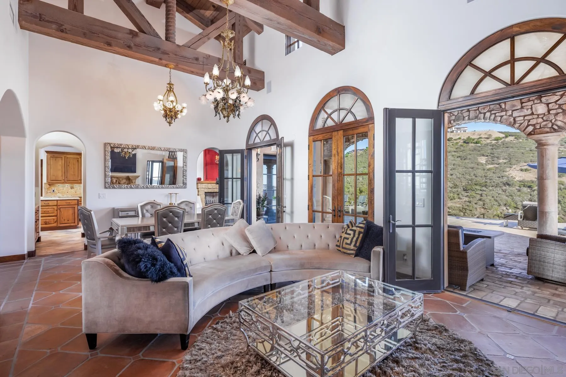 https://cdn.realtyfeed.com/cdn/127/250033419/0dcbfce341cec010ef94d959b96f914e.webp