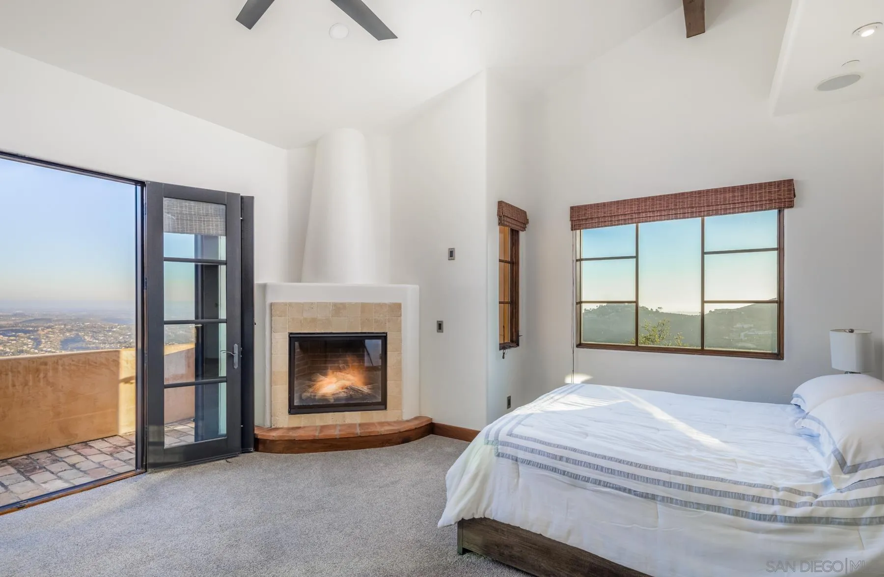 https://cdn.realtyfeed.com/cdn/127/250033419/675e7d29a1e515e1851fbb39068f8e32.webp