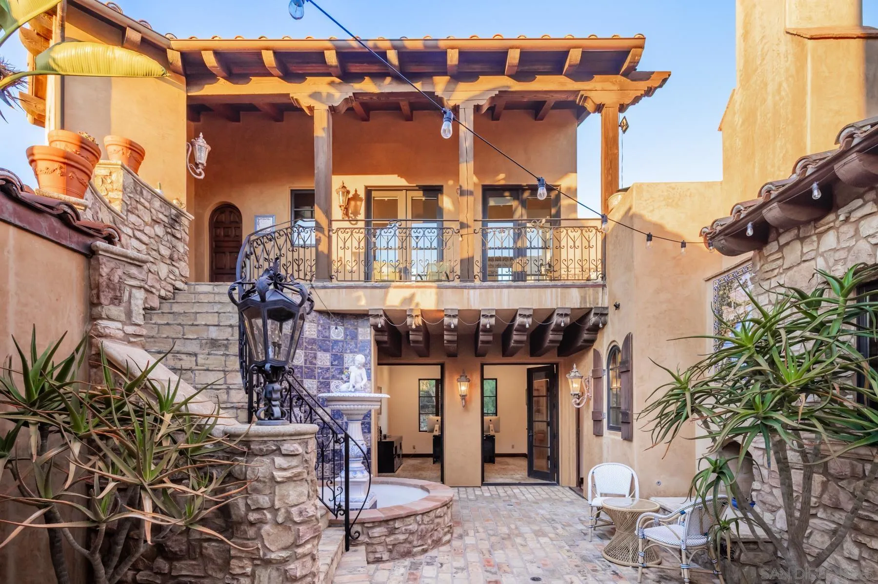 https://cdn.realtyfeed.com/cdn/127/250033419/9c00cbdb5778688d3742dbb45a475211.webp