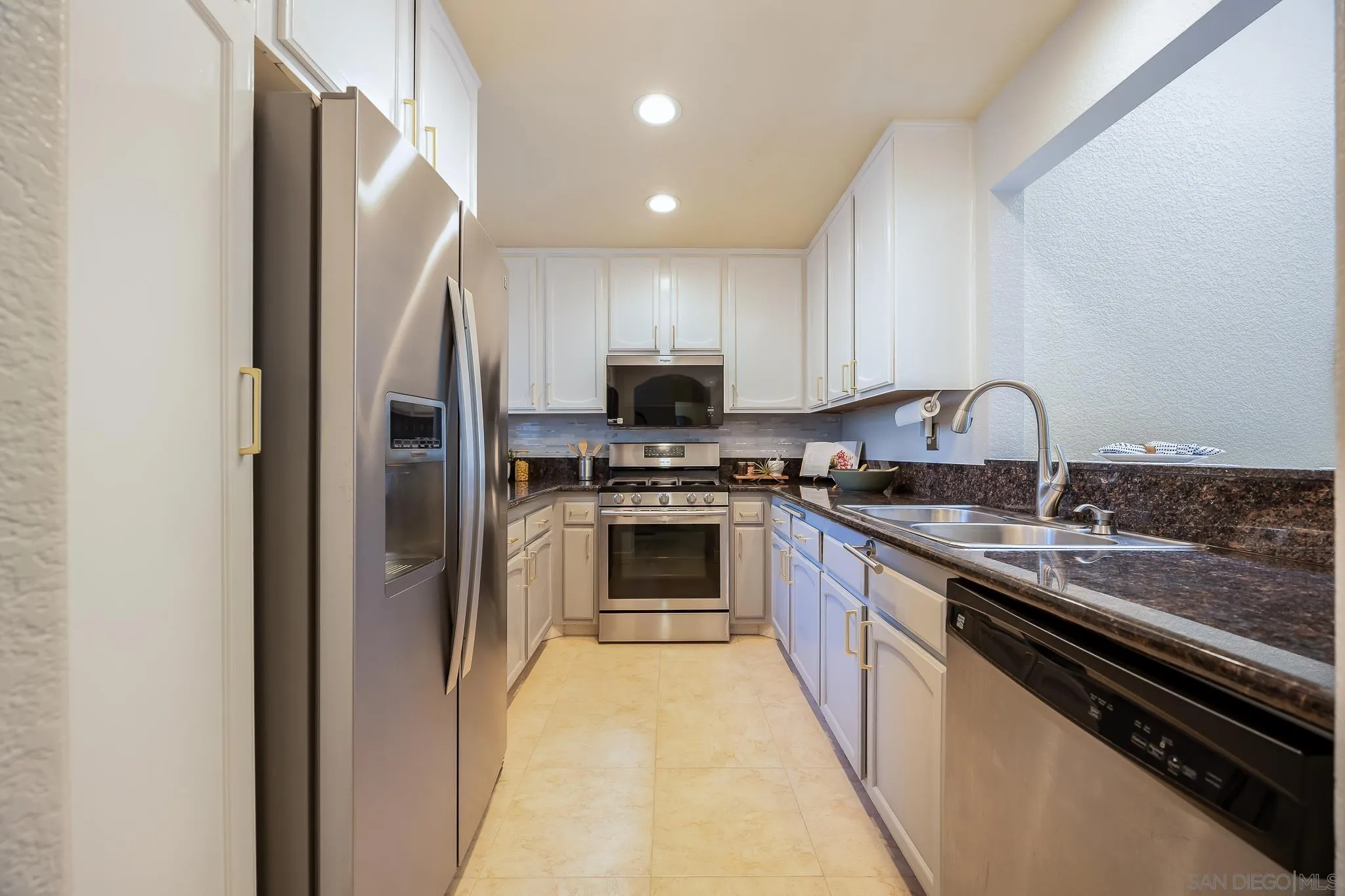 Photo #10: 250033420 Listing: Photo #10