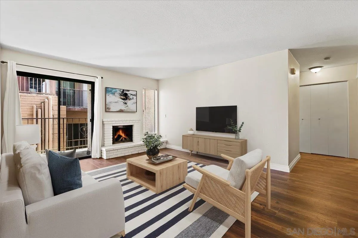 Photo #2: 250033423 Listing 