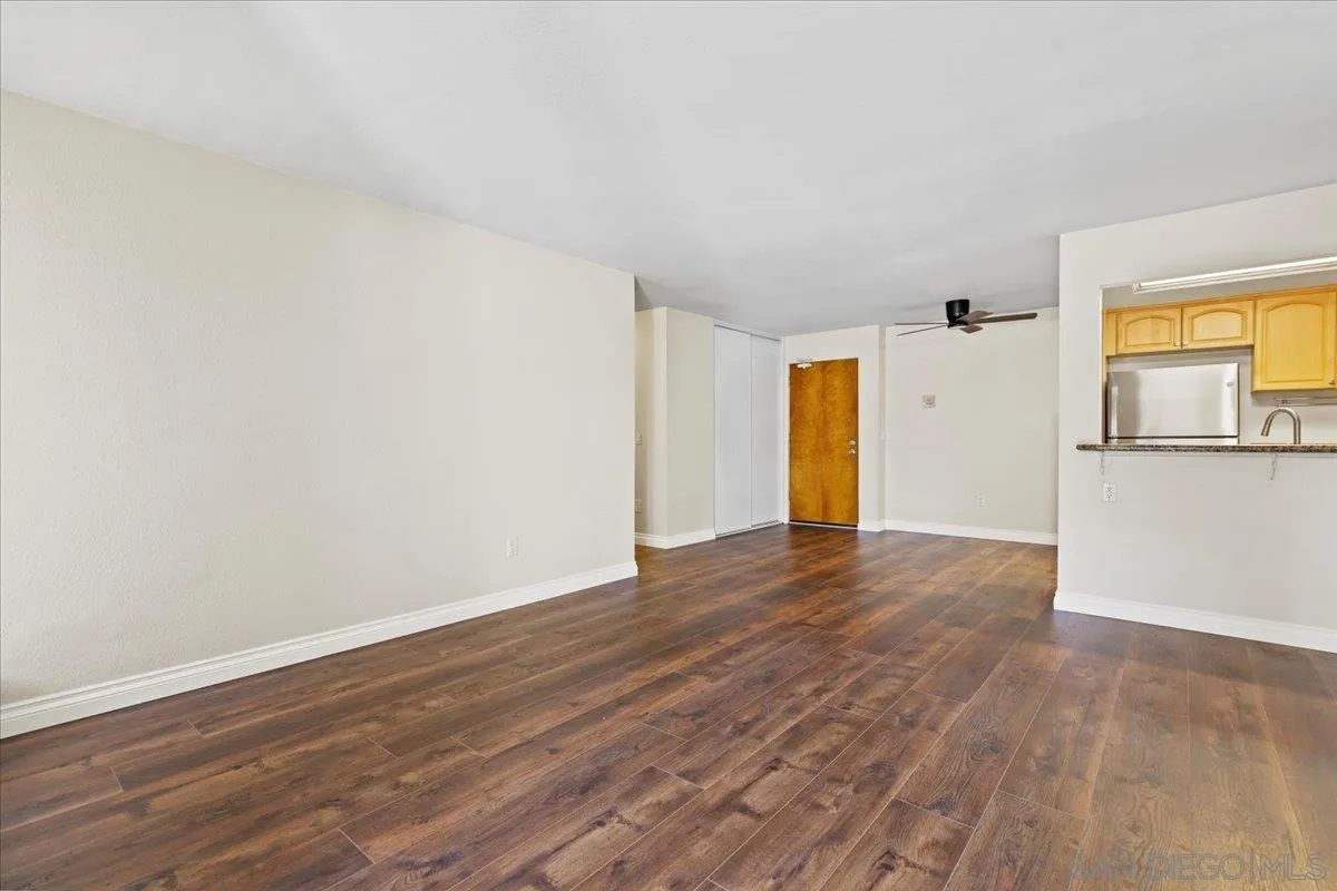 Photo #15: 250033423 Listing: Photo #15