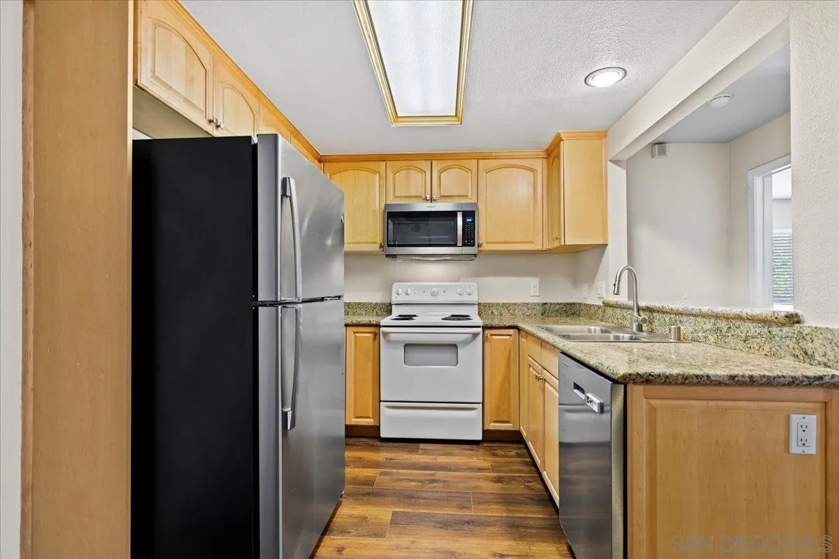 Photo #7: 250033423 Listing: Photo #7