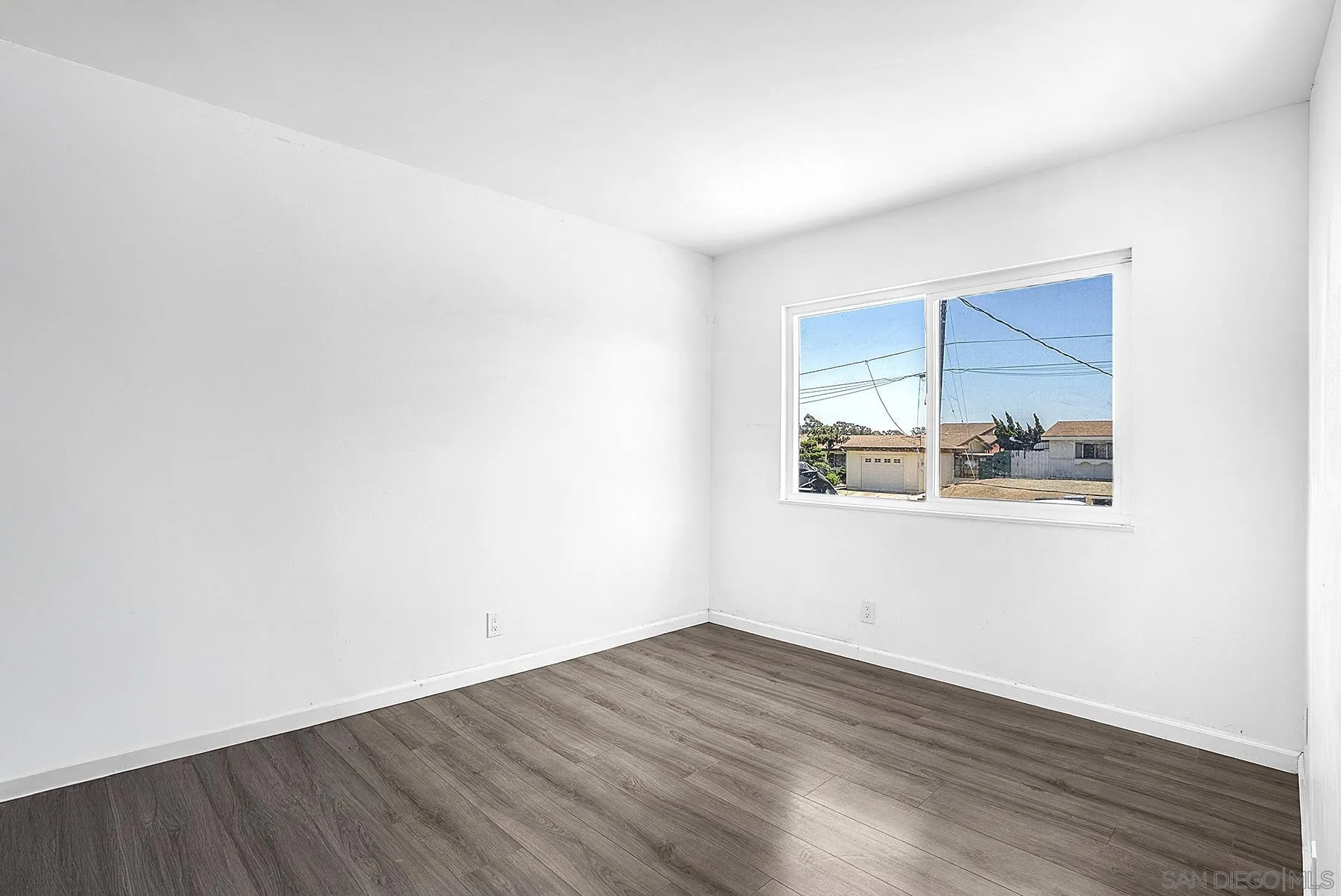 https://cdn.realtyfeed.com/cdn/127/250033425/8c26a66163b436cd9a856635802f6dbc.webp