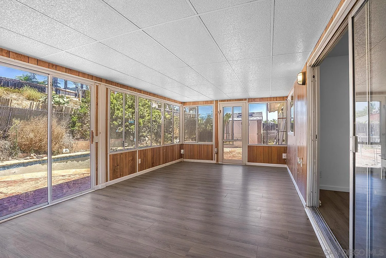 https://cdn.realtyfeed.com/cdn/127/250033425/ca58f7e25410e0558236cb6418129254.webp