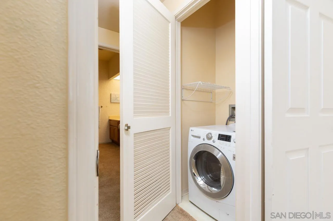 Photo #9: 250033428 Listing: Photo #9