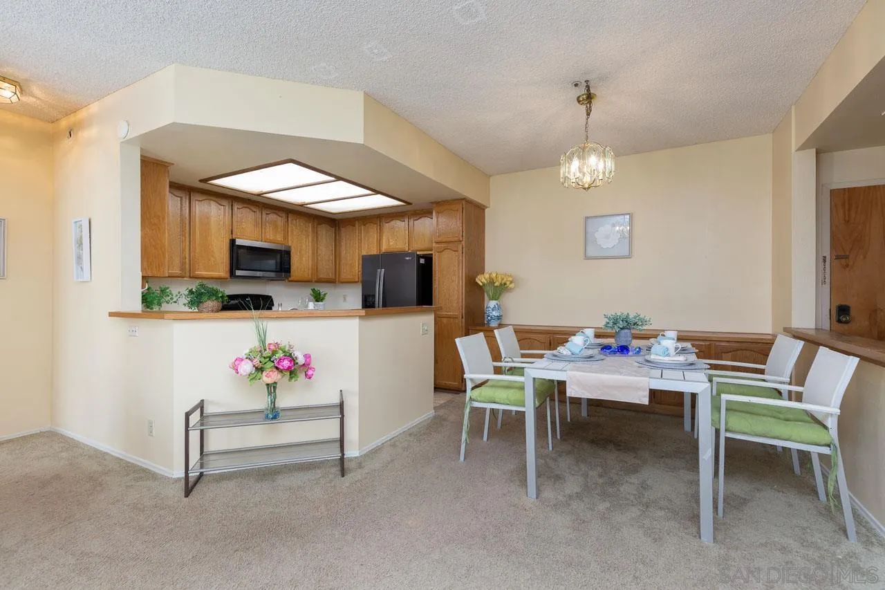 Photo #7: 250033428 Listing: Photo #7