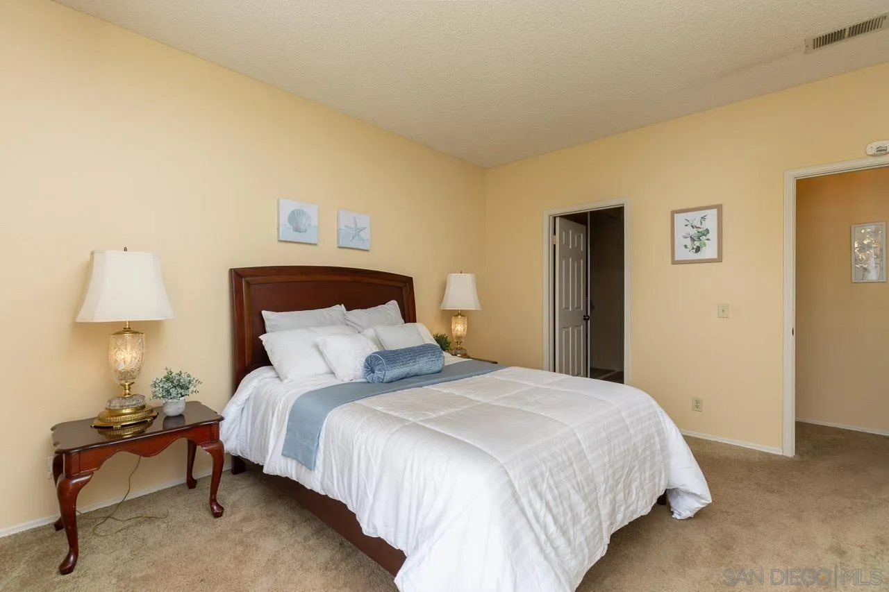 Photo #11: 250033428 Listing: Photo #11