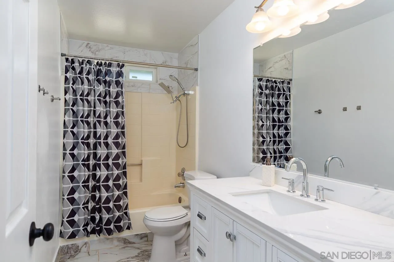 https://cdn.realtyfeed.com/cdn/127/250033429/96a4624a5eb9b41f3534b5bd0dac1cd5.webp