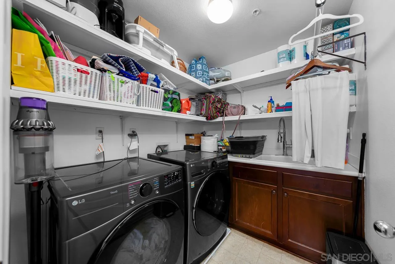 Photo #19: 250033431 Listing: Photo #19