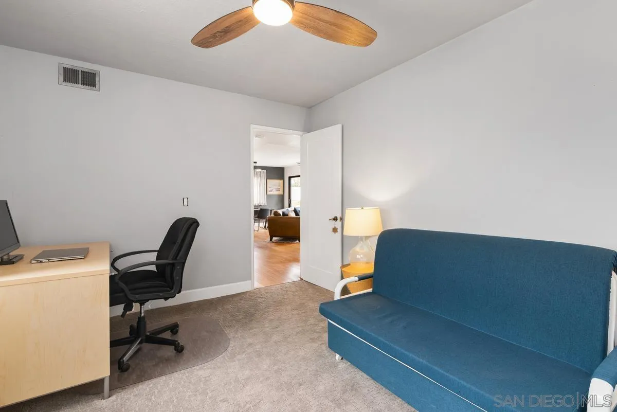Photo #16: 250033433 Listing: Photo #16