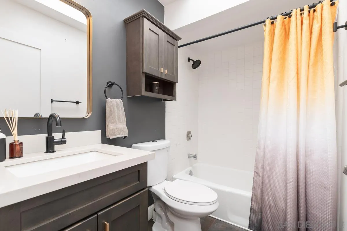 Photo #17: 250033433 Listing: Photo #17
