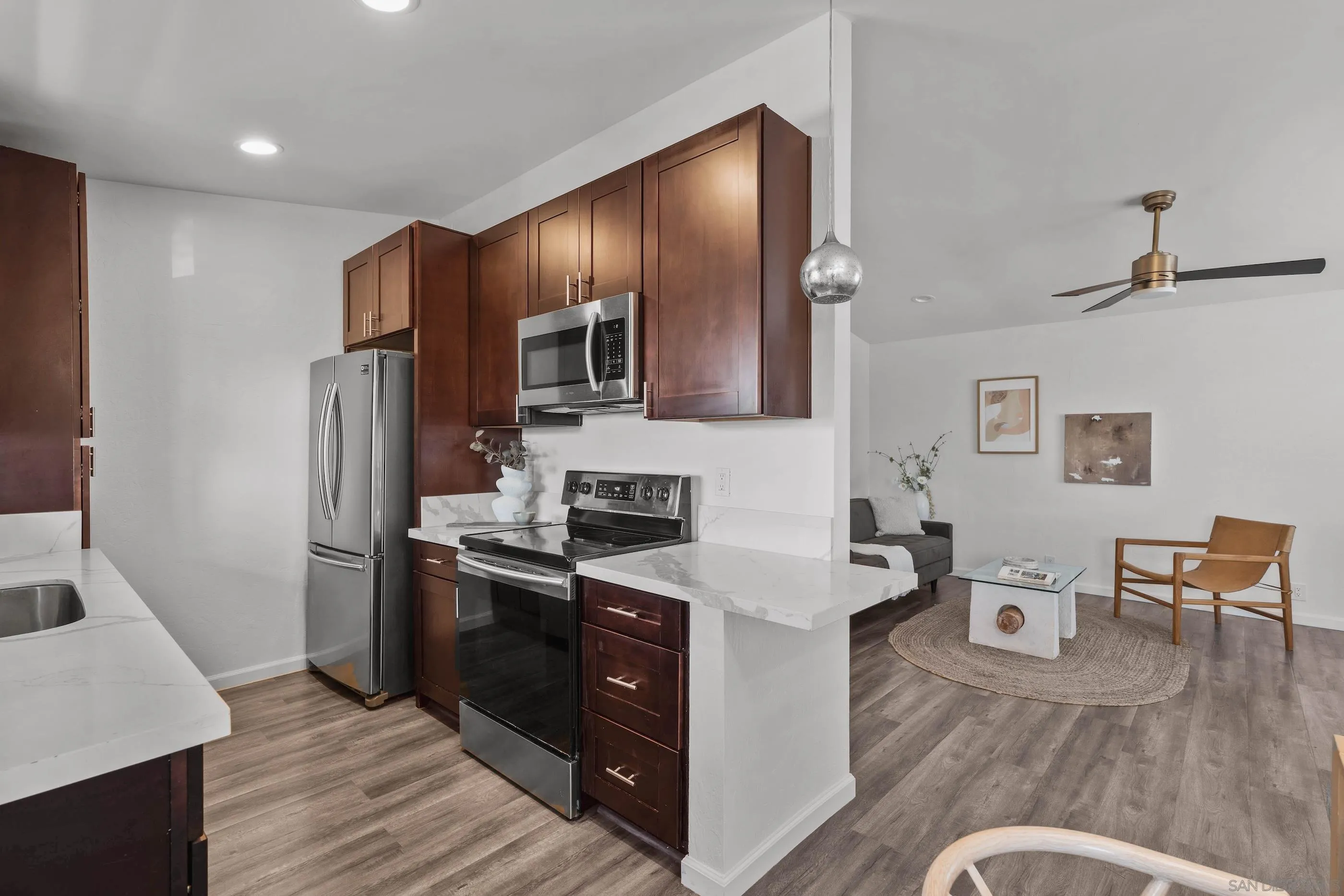 Photo #6: 250033443 Listing 