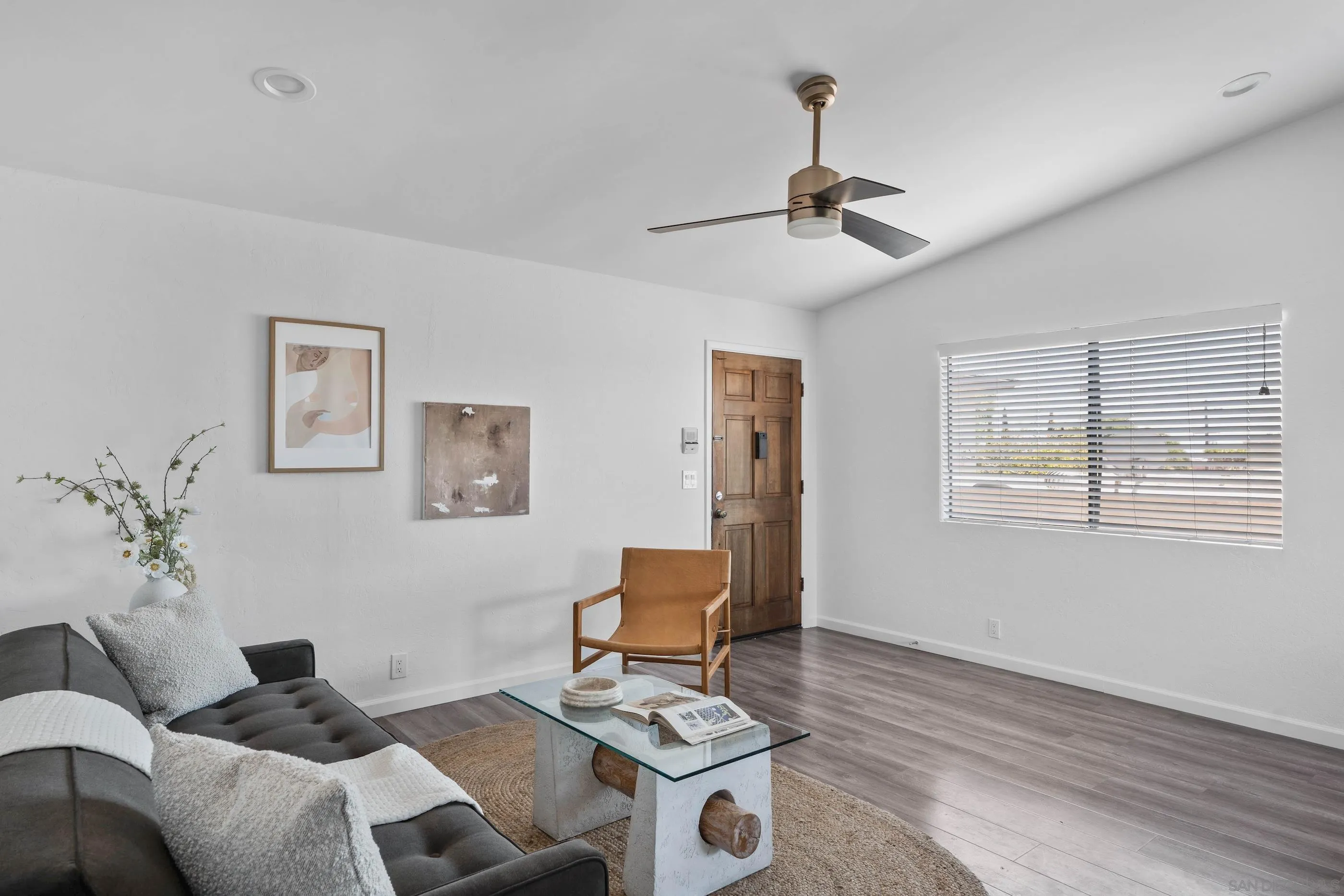 Photo #10: 250033443 Listing: Photo #10