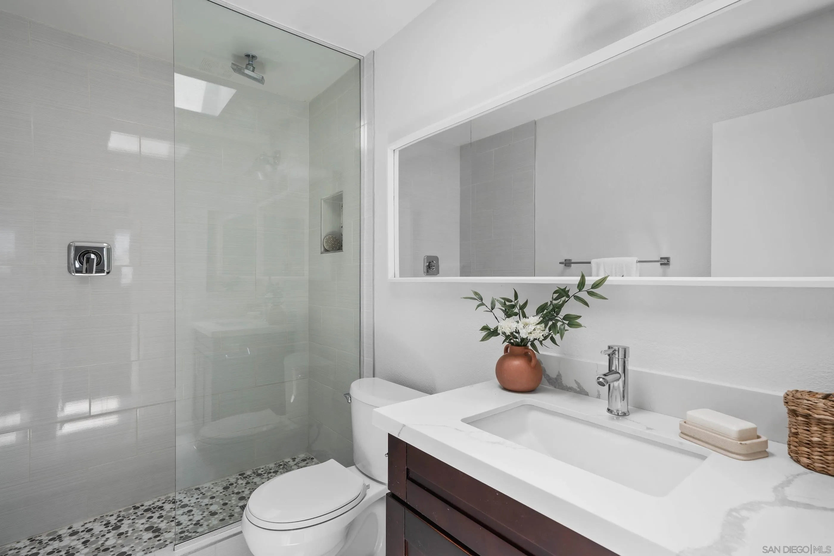 Photo #20: 250033443 Listing: Photo #20