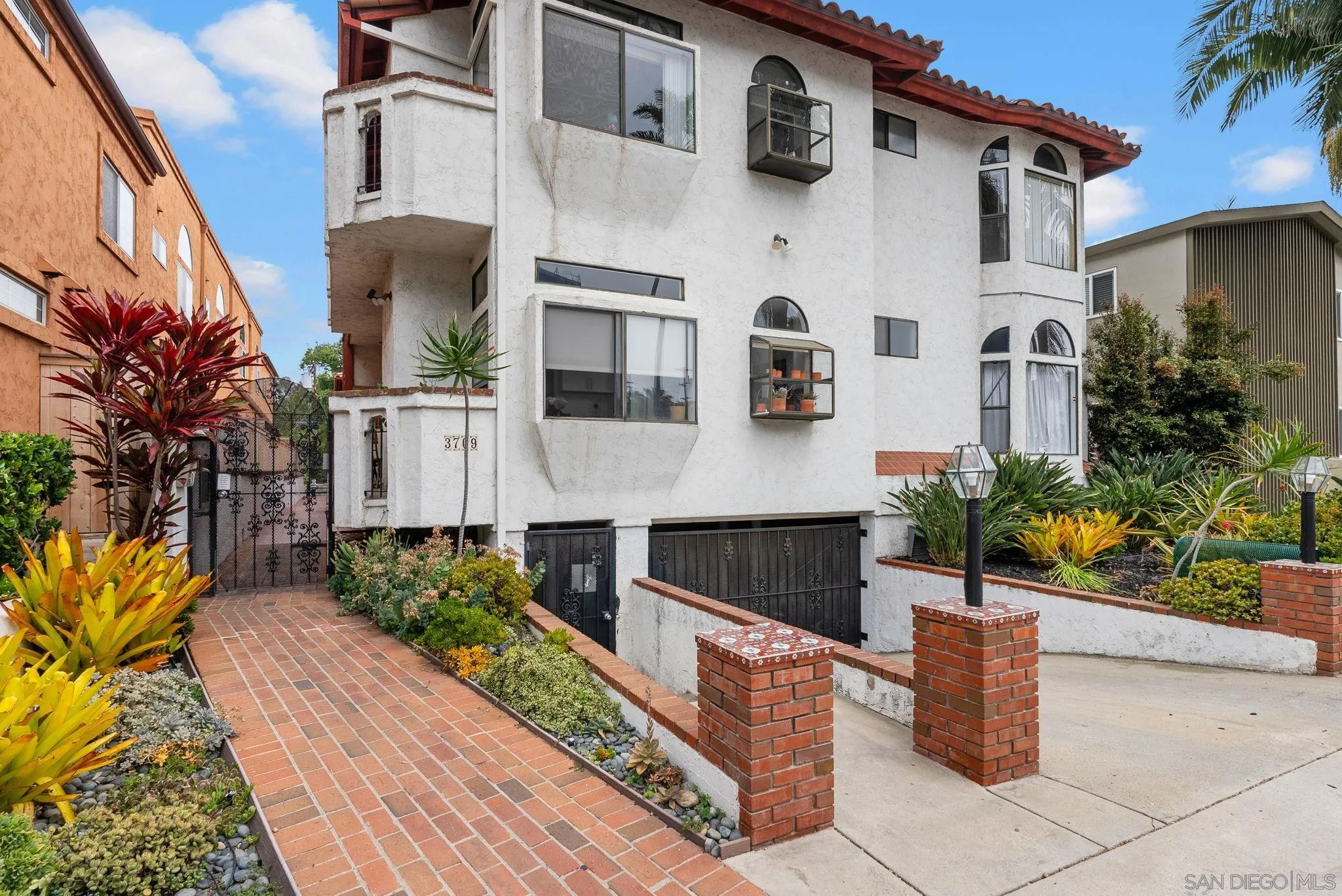 Photo #4: 250033444 Listing 