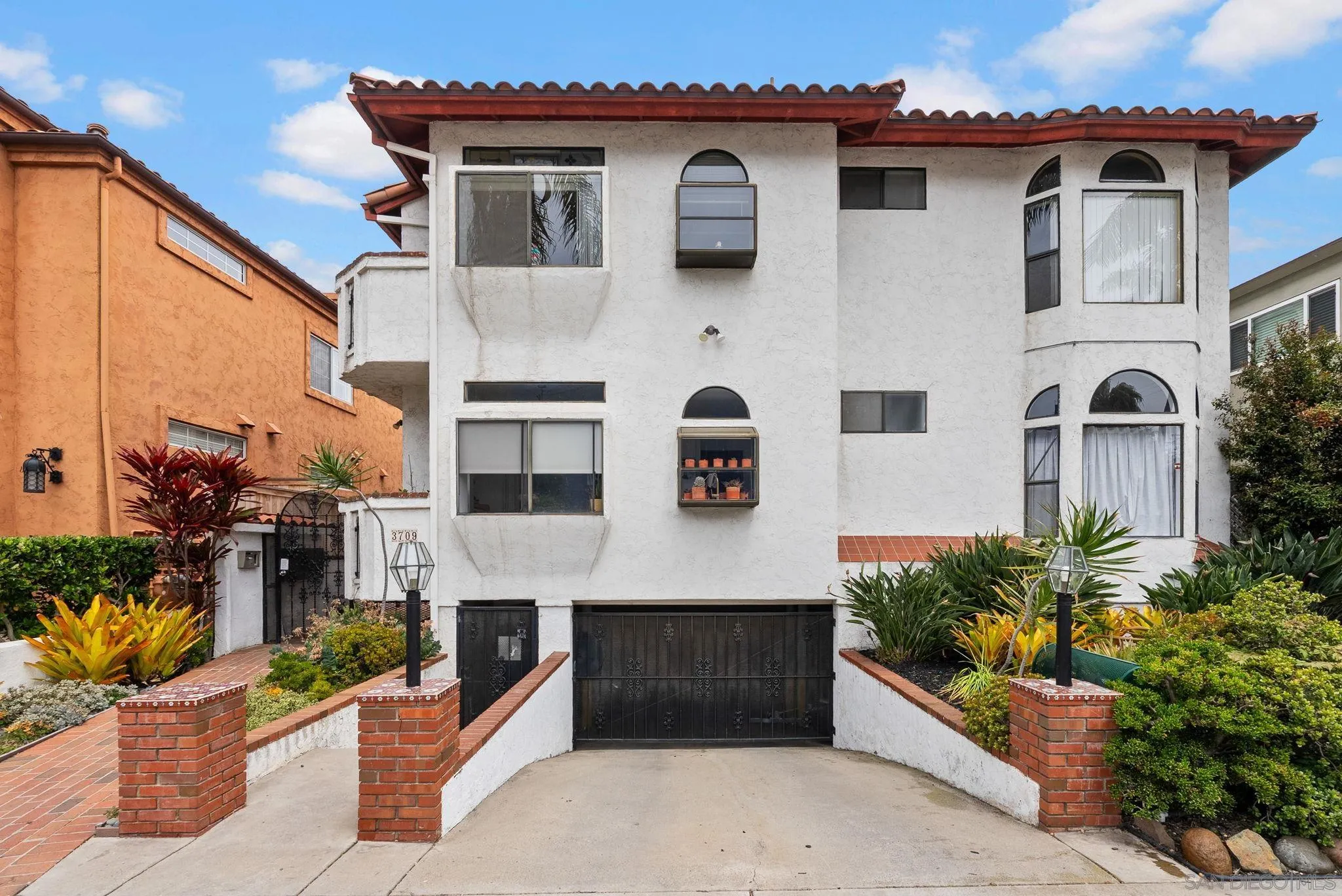 Photo #3: 250033444 Listing 