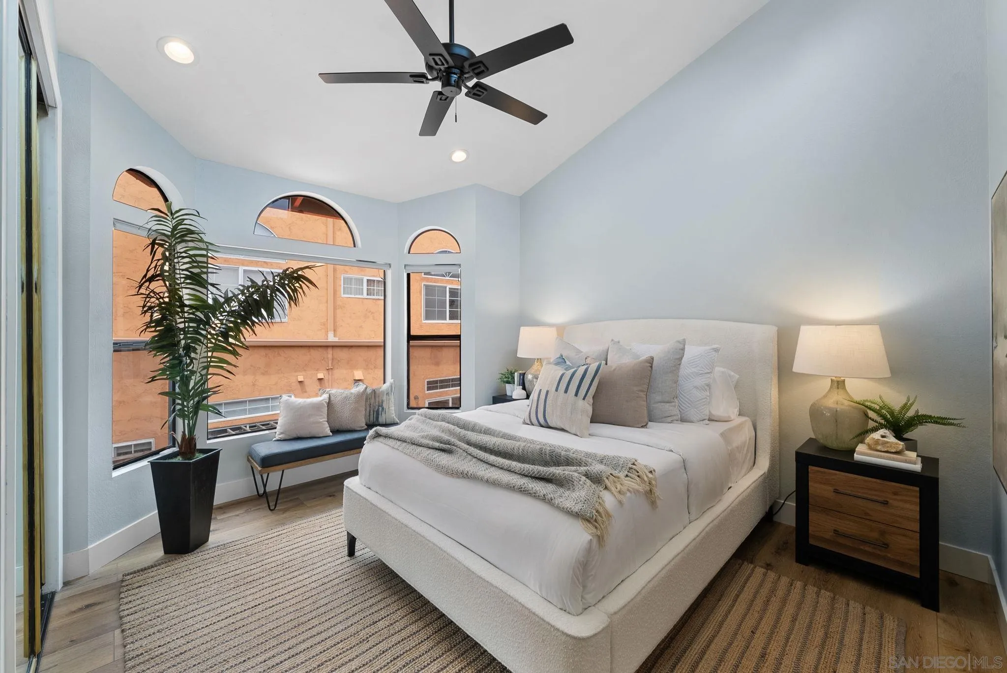 https://cdn.realtyfeed.com/cdn/127/250033444/a2e33314dac60284449ad403b2deee4f.webp
