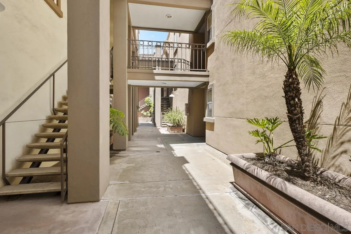 Photo #3: 250033447 Listing 