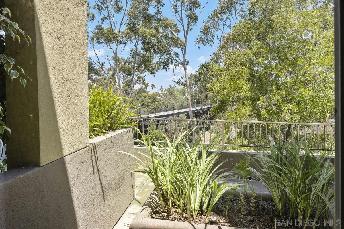 Photo #23: 250033447 Listing: Photo #23