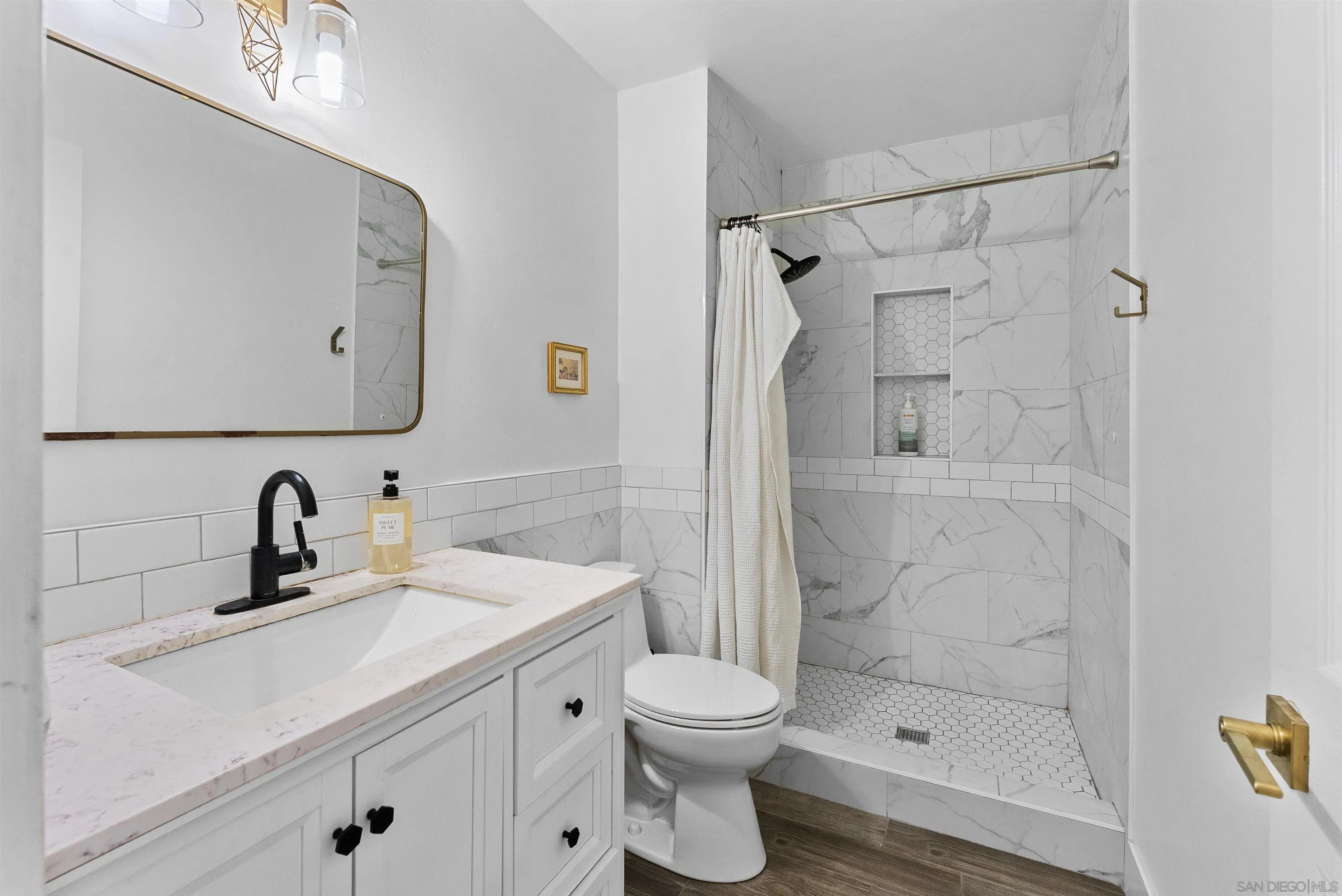Photo #10: 250033450 Listing: Photo #10