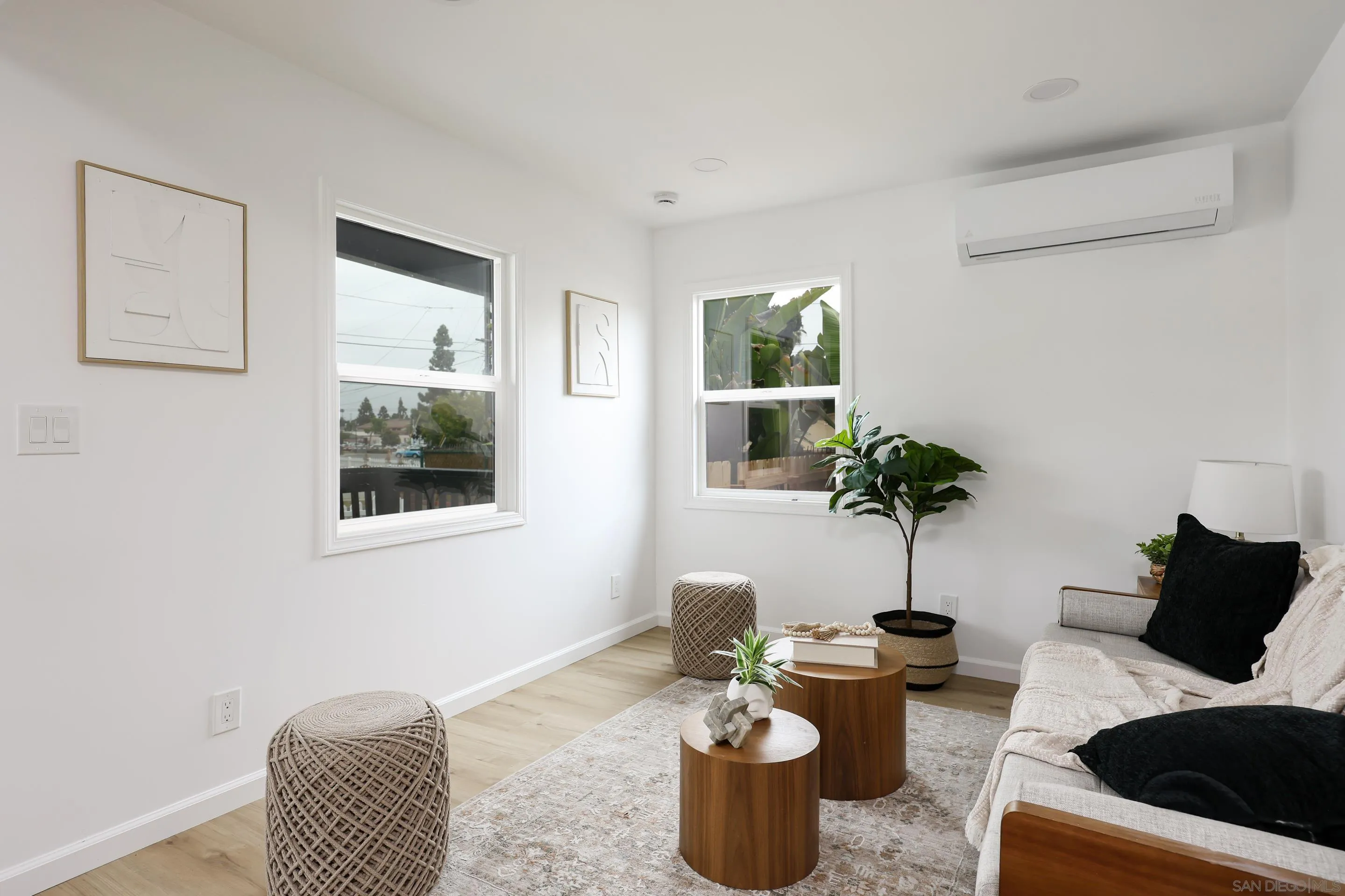 https://cdn.realtyfeed.com/cdn/127/250033451/ec43077741a53883d8775c1db9cc0344.webp