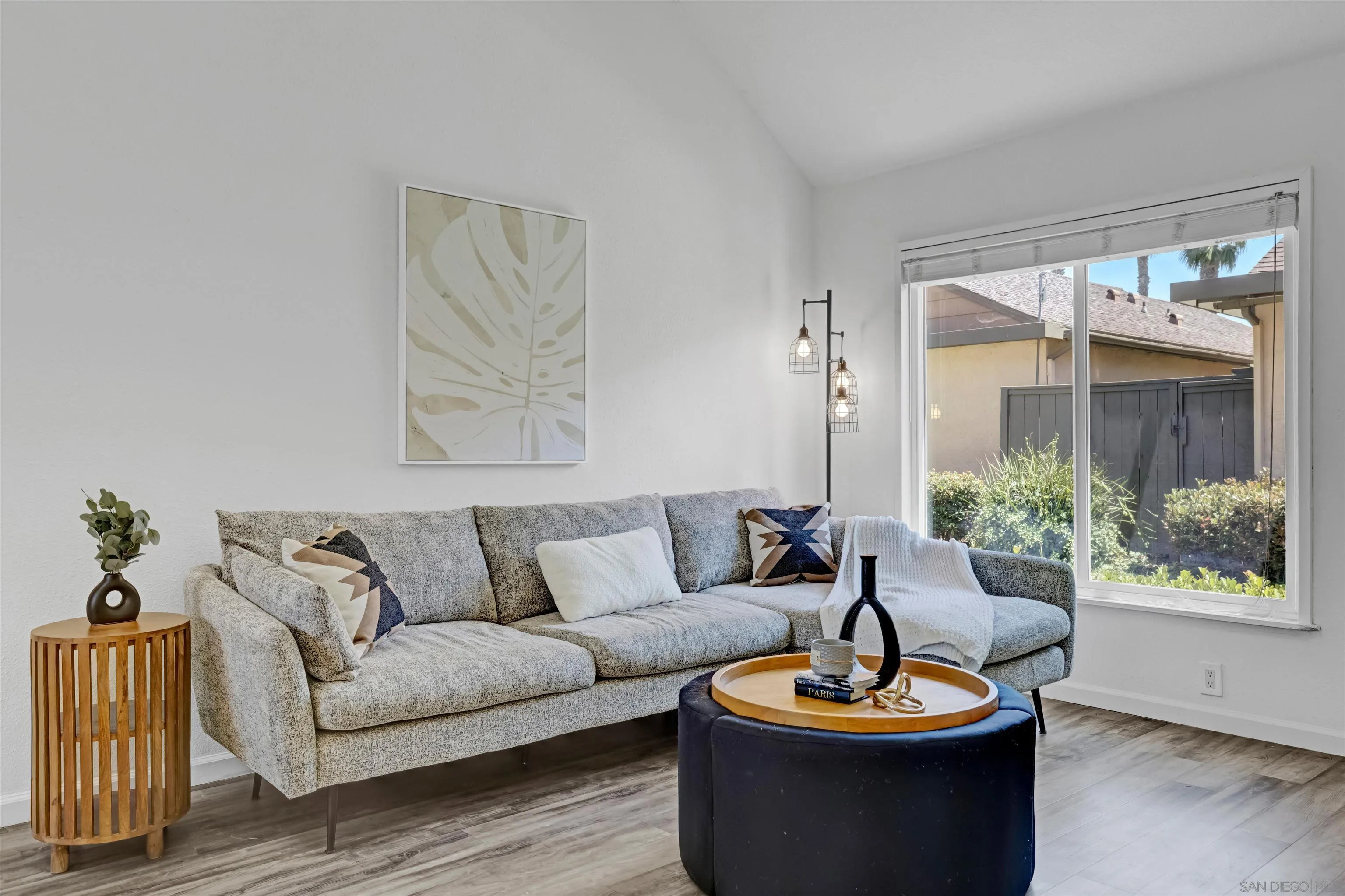 Photo #4: 250033454 Listing 