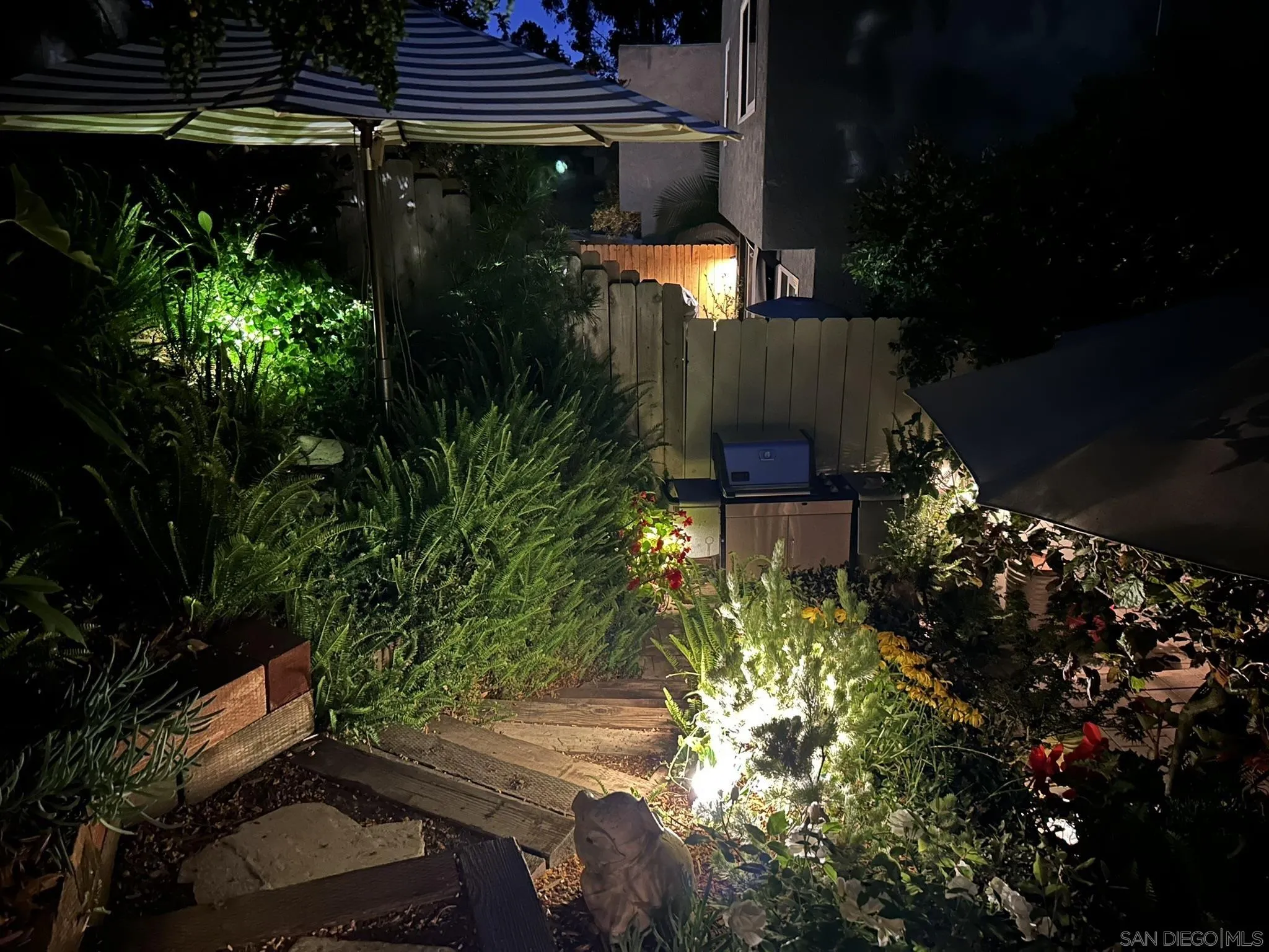 https://cdn.realtyfeed.com/cdn/127/250033455/1a43fa370e2ff1792cd6d245dc50620e.webp