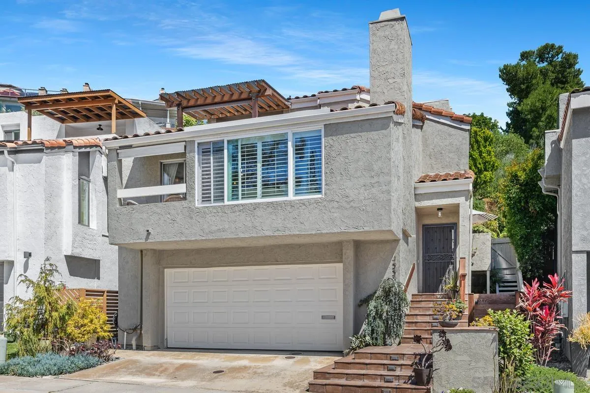 https://cdn.realtyfeed.com/cdn/127/250033455/467896b83673e2e1a33be68a1a583a06.webp