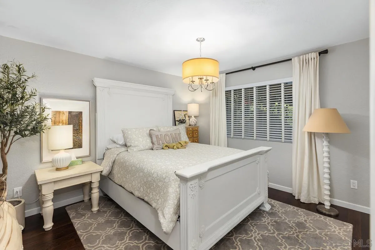 https://cdn.realtyfeed.com/cdn/127/250033455/56aaf09b9c62178eb36d77a6839163af.webp