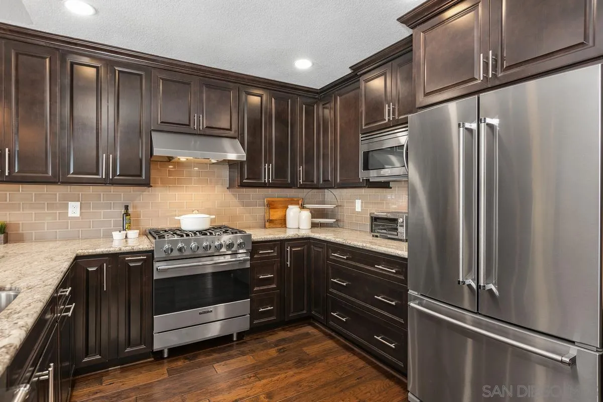 https://cdn.realtyfeed.com/cdn/127/250033455/99acb4485adb60909740e74a8f3038eb.webp