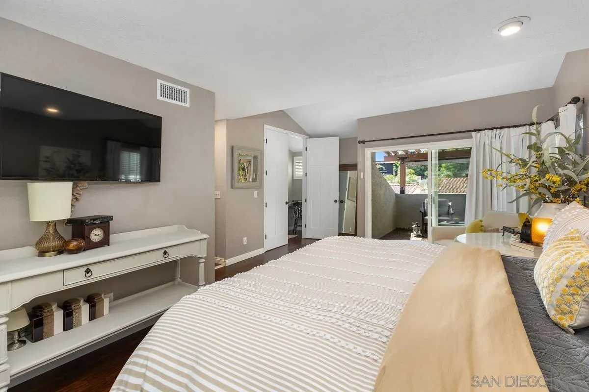 https://cdn.realtyfeed.com/cdn/127/250033455/9d7777ce00737d12b52d677171ca5742.webp