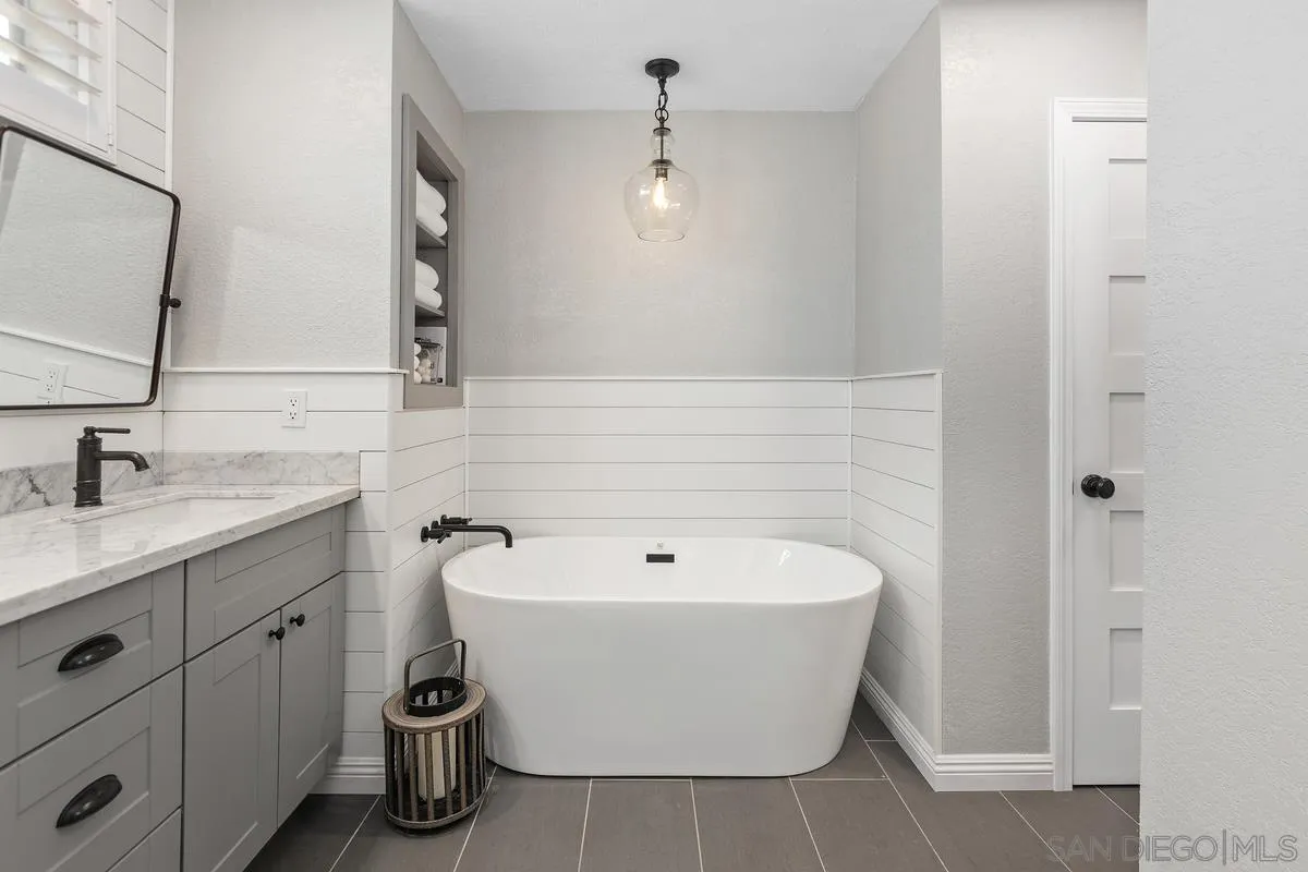 https://cdn.realtyfeed.com/cdn/127/250033455/a4cbed526c5ffbb62cf877a2cd32a077.webp