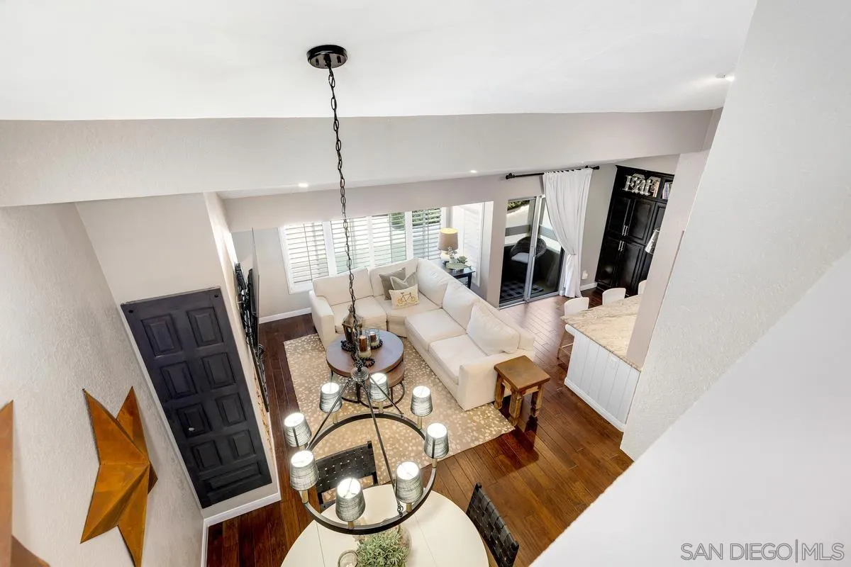https://cdn.realtyfeed.com/cdn/127/250033455/b8a66acaeec372eaa5ef01ba1824985a.webp