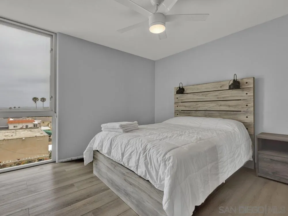 Photo #17: 250033456 Listing: Photo #17