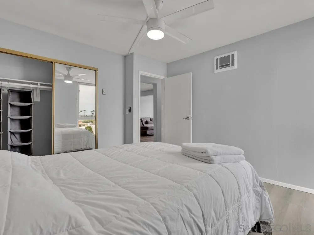 Photo #19: 250033456 Listing: Photo #19