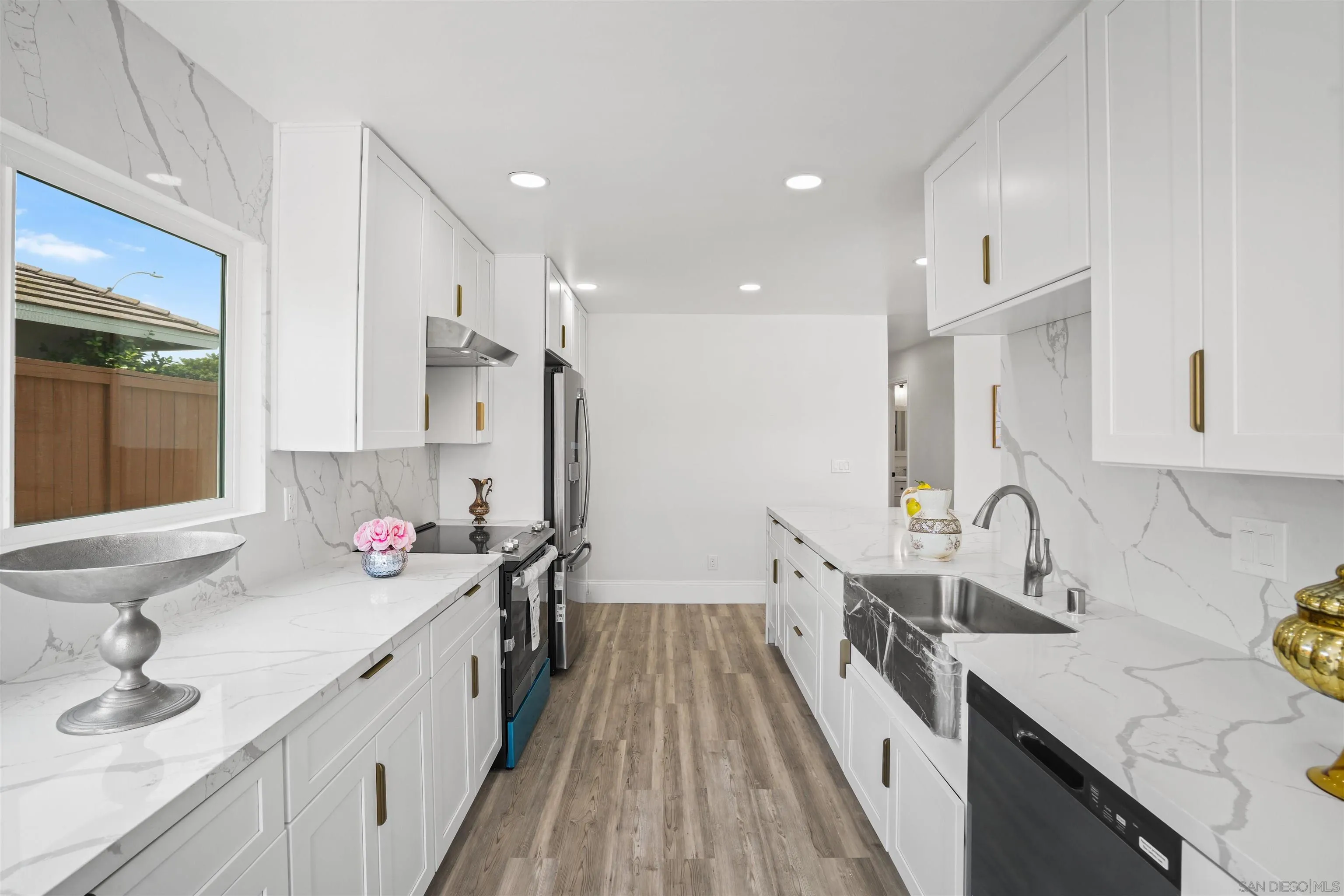 https://cdn.realtyfeed.com/cdn/127/250033460/4af1c1f1f39aedd45921ba5f6dbce986.webp