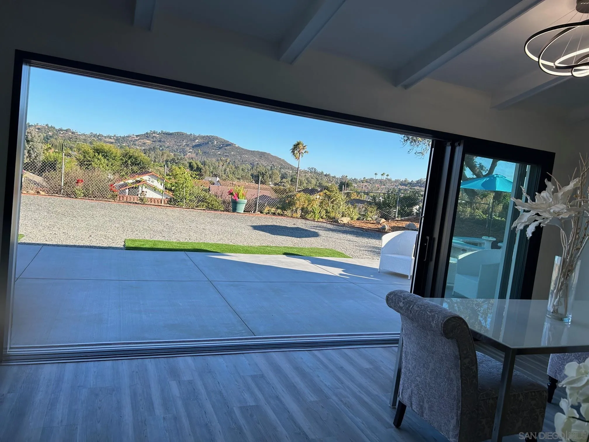 https://cdn.realtyfeed.com/cdn/127/250033460/8f349a2f8f6cd8381eed9f85d034e851.webp