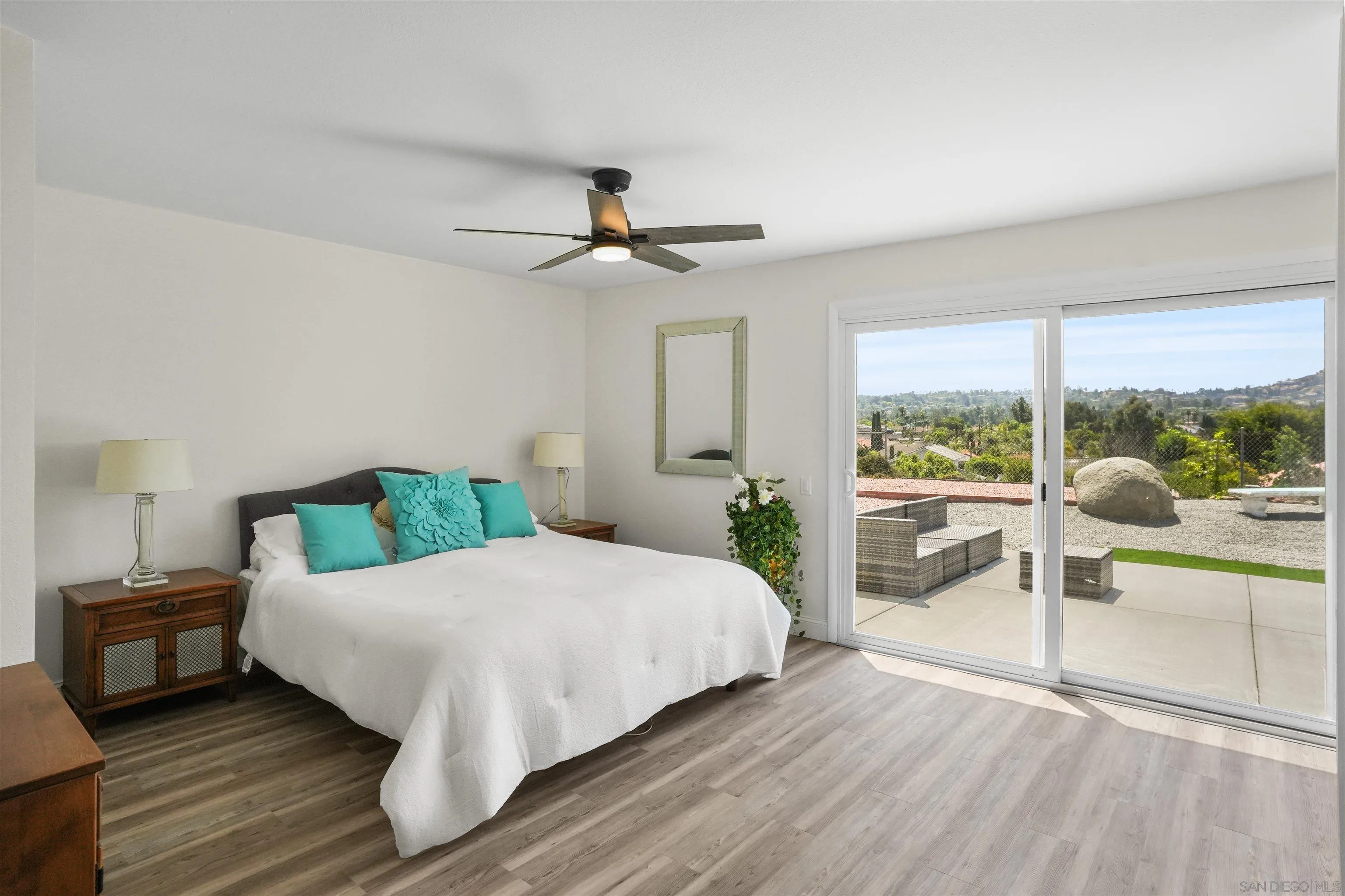 https://cdn.realtyfeed.com/cdn/127/250033460/b35ae8b9963f556fb85b5cf476ab526c.webp
