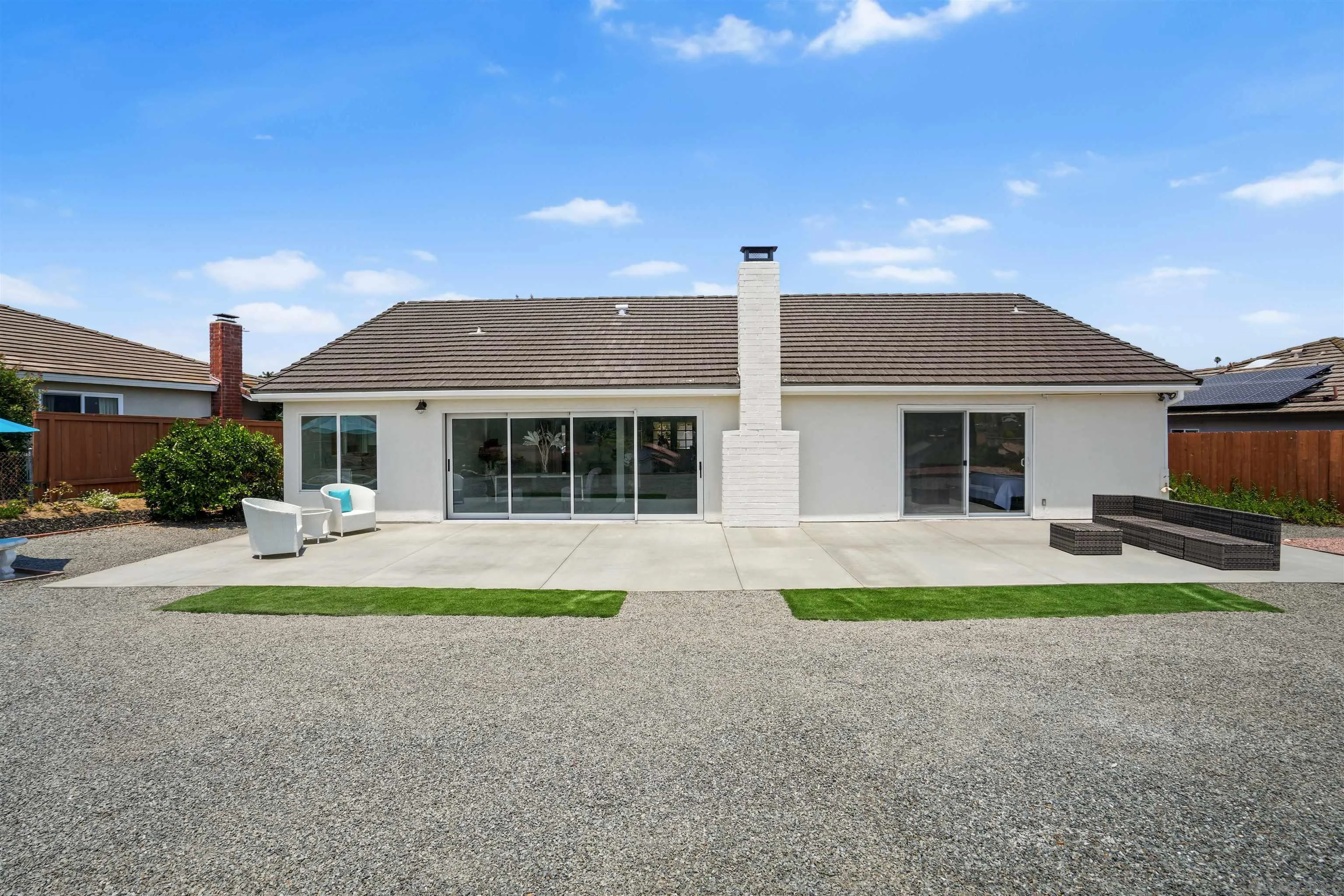 https://cdn.realtyfeed.com/cdn/127/250033460/e5c2a548c45ca46e4801971f0eae20b1.webp