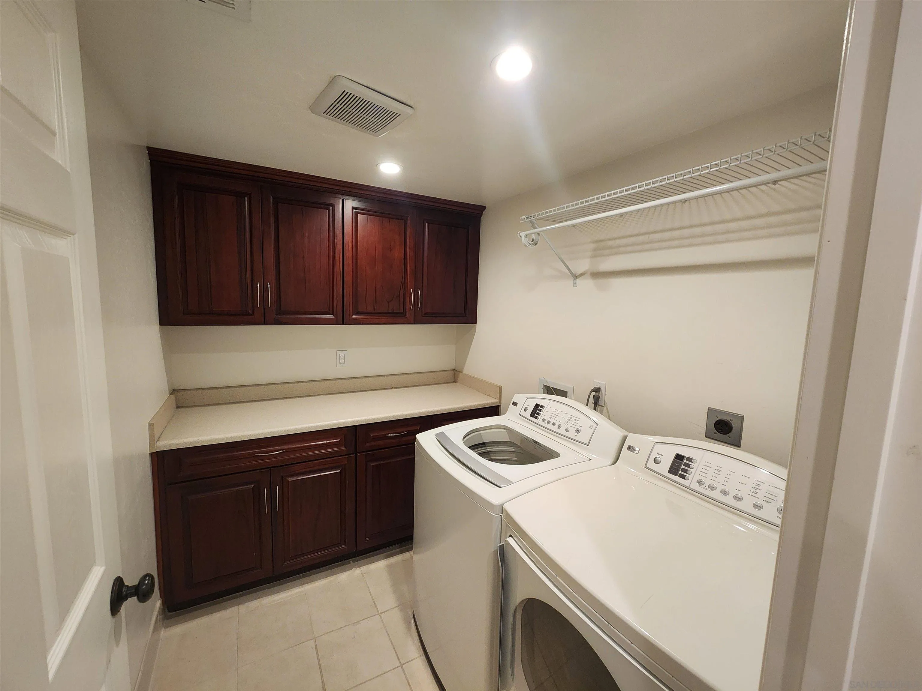 Photo #10: 250033468 Listing: Photo #10
