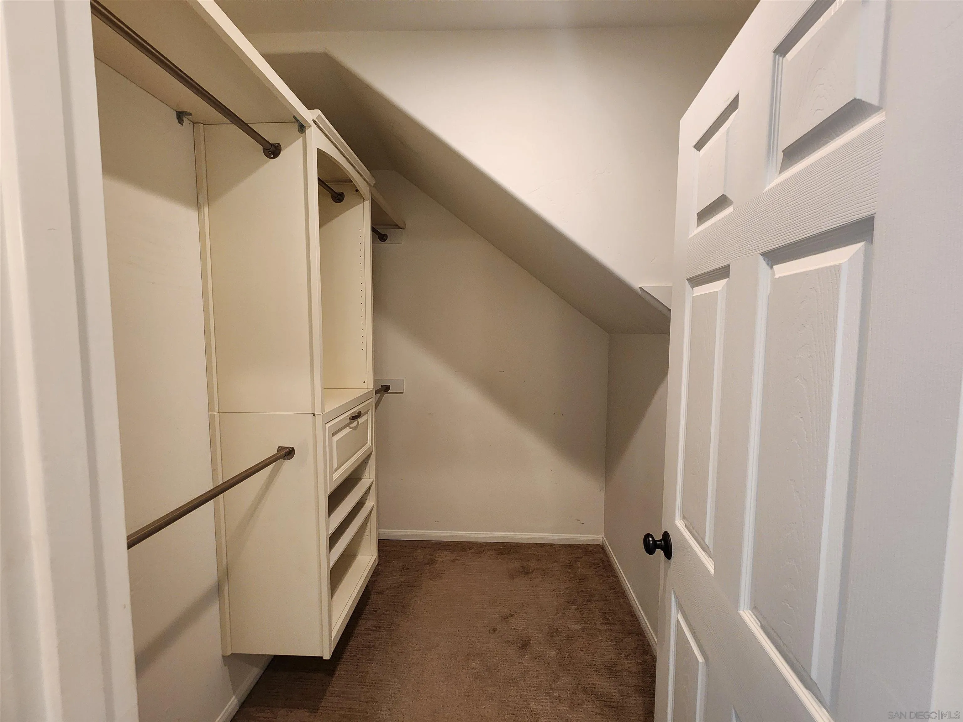 Photo #16: 250033468 Listing: Photo #16