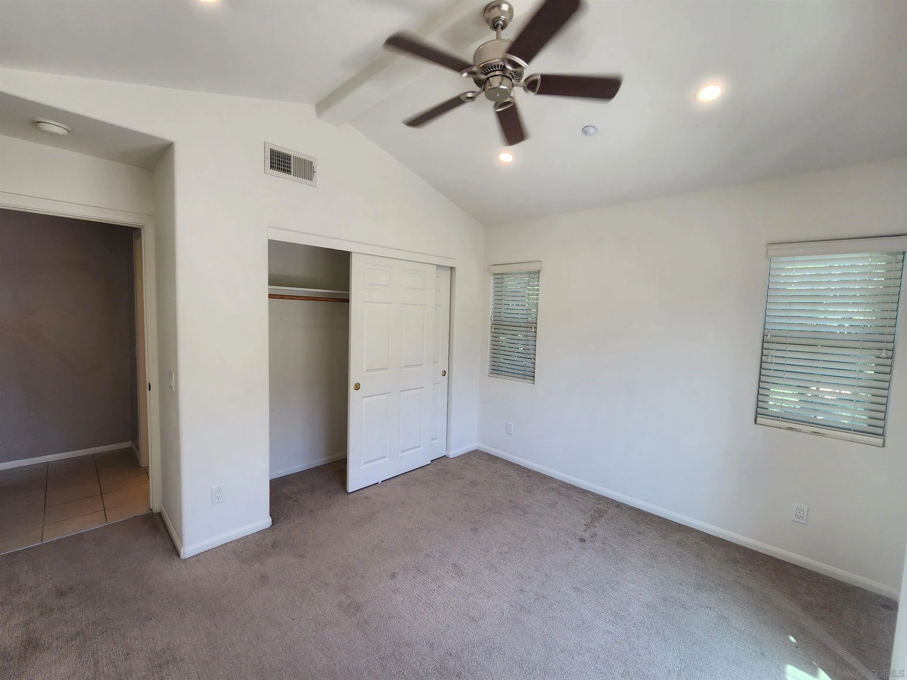 Photo #8: 250033468 Listing: Photo #8